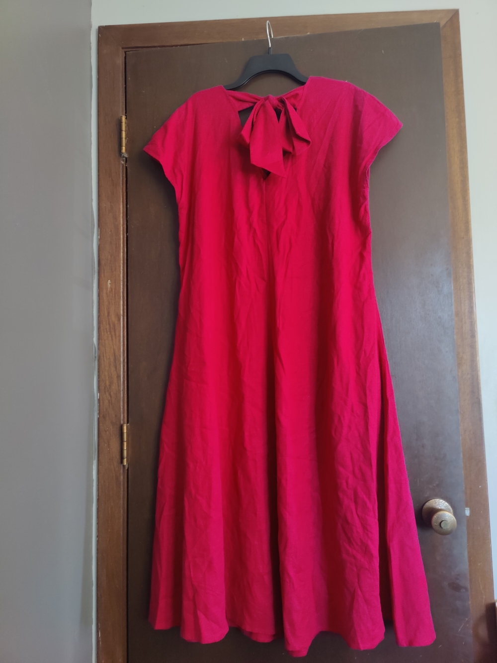 V-Neck Midi Dress in Bright Pink - Picture 4 of 7